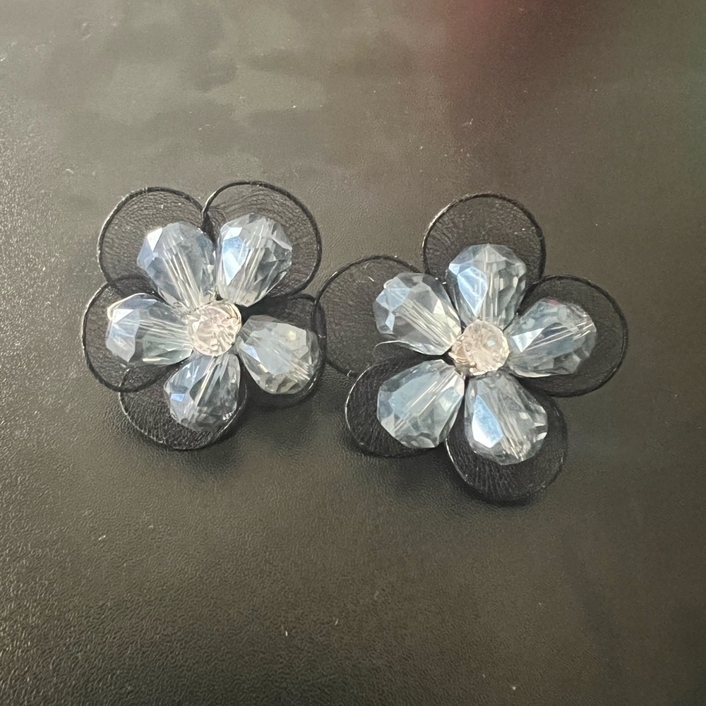 Blue flower earrings
